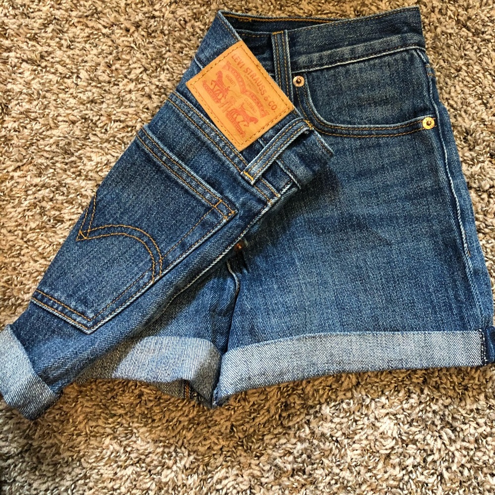 Levi Shorts